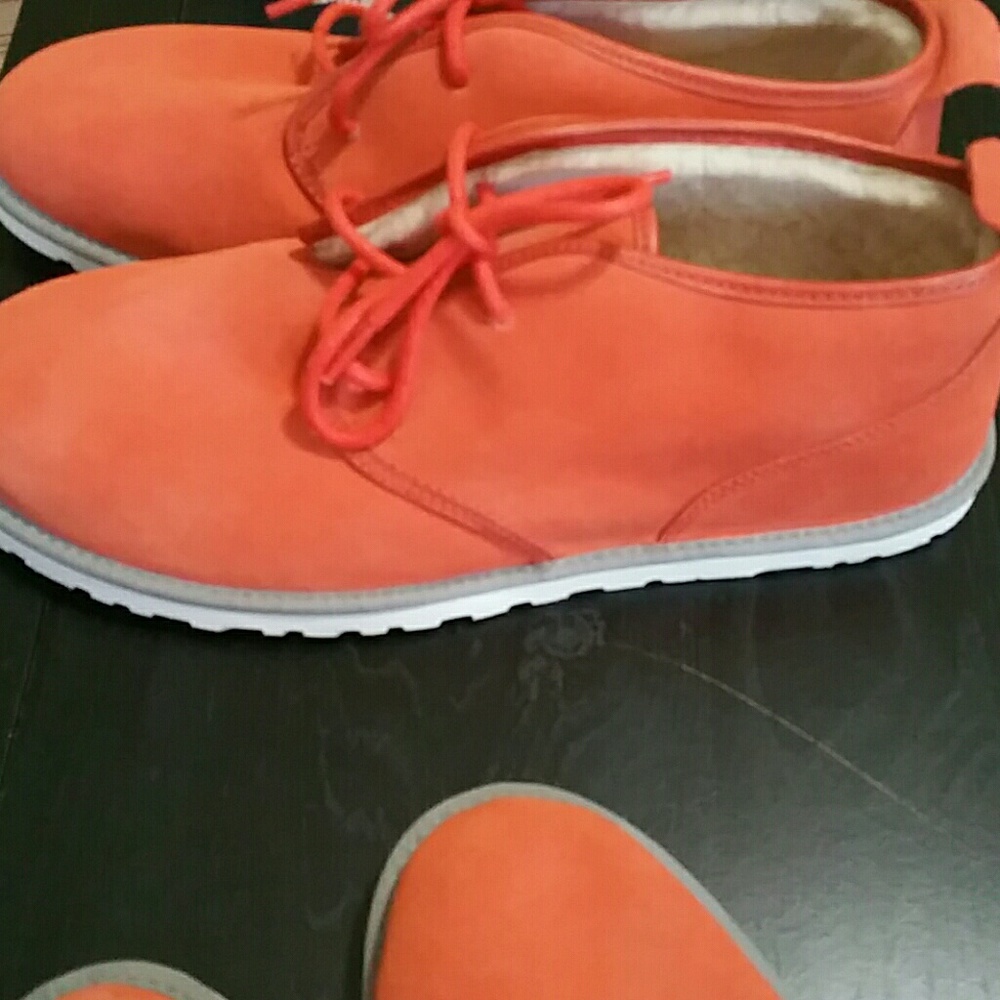 Uggs size 11 - Picture 4 of 5